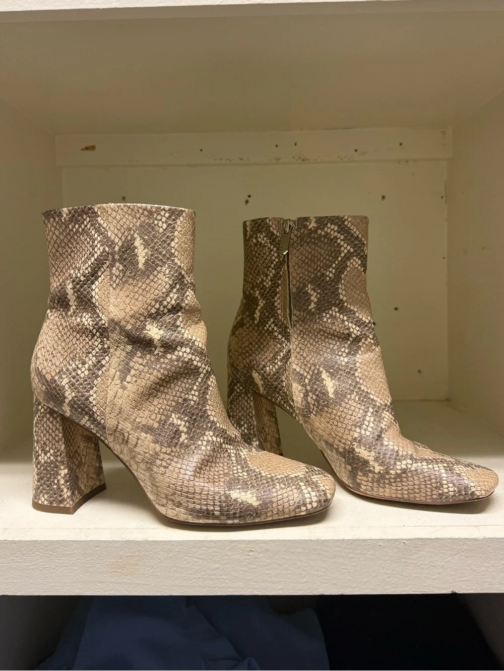 Sam Edelman Beige Snake-Print Block-Heel Ankle Boots - Picture 1 of 4